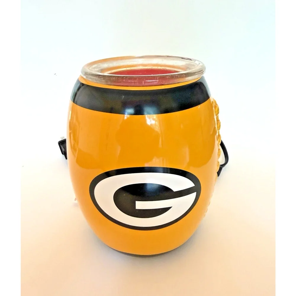 Green Bay Packers Scentsy Football NFL Wax Warmer Green Gold Wisconsin Cheese